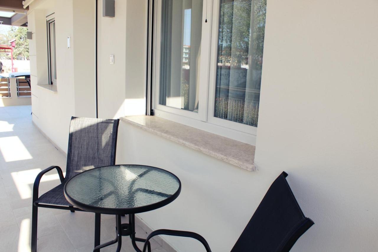 Appartement SAAN Luxury Living à Nea Kallikrateia Extérieur photo